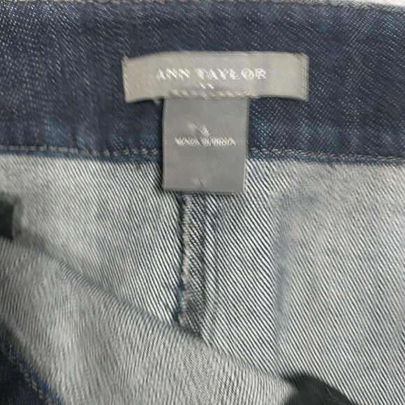 Ann Taylor Denim Pencil Skirt Size 4 Blue Jean Side Zip Pockets Career. - Picture 4 of 7